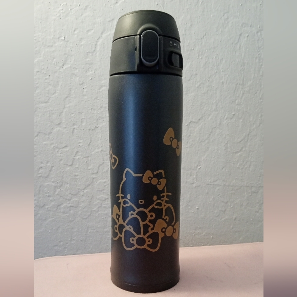 Hello Kitty Thermos